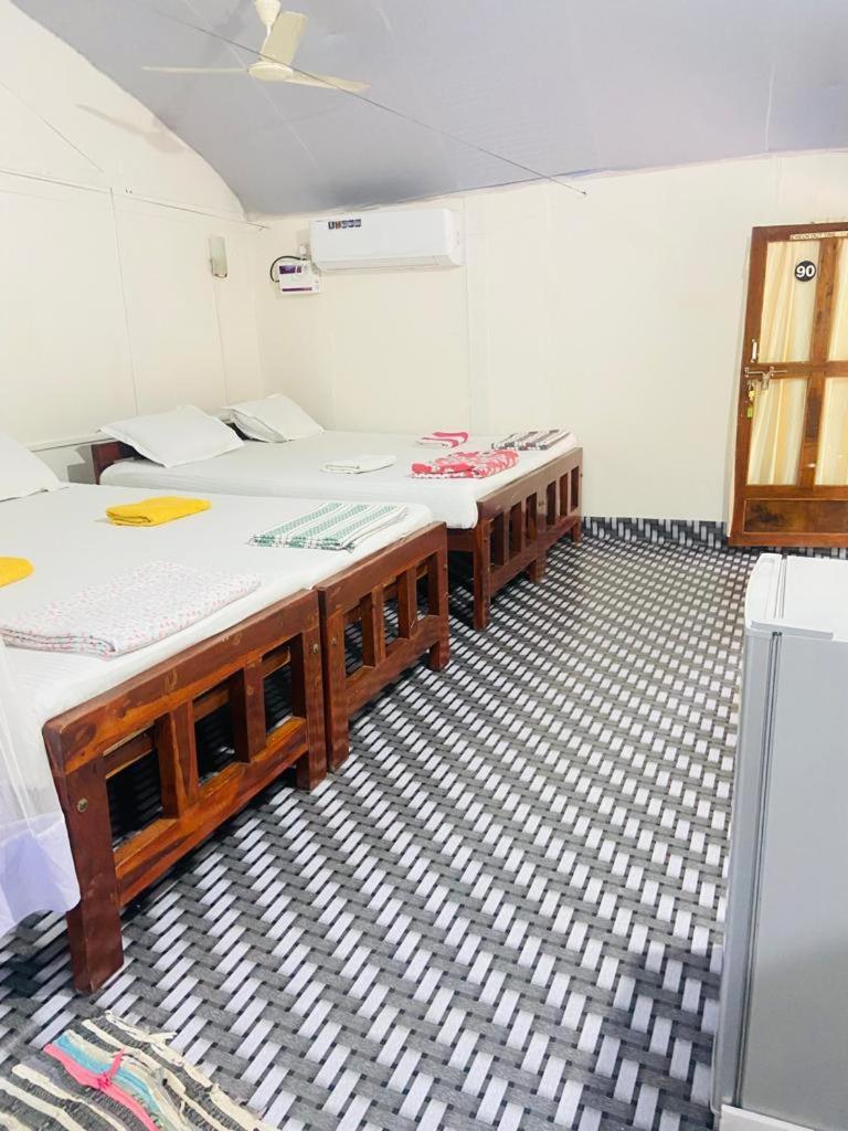Tent Cressida Cyrus Bãi biển Bãi biển Palolem Phòng bức ảnh
